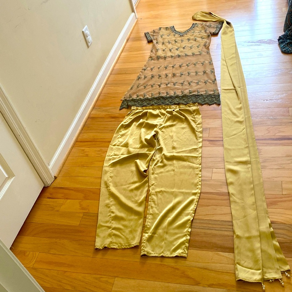Gold & Black Satin Embroidered 4  Piece Pants Set M